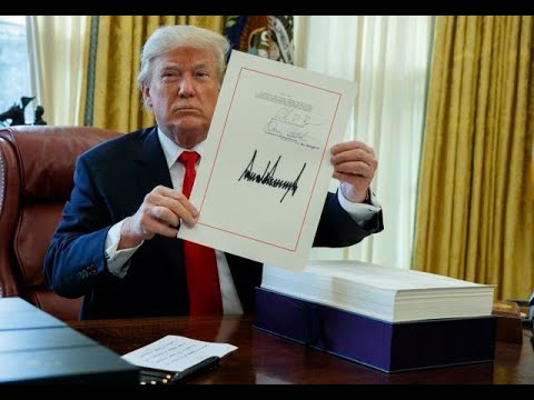 Trump ISSUES EXECUTIVE ORDERS REVERSING 4 YEARS OF DEMOCRATIC PARTY POLICIES in One Day